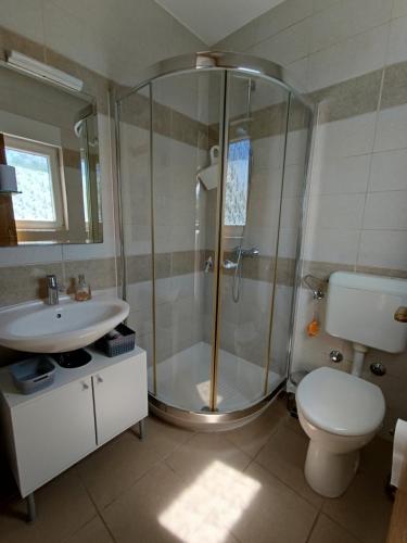 Apartment Ana - Relaxing and peaceful stay near the beach