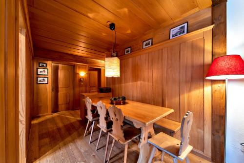 Alpine Retreat with Pool and Sauna Access