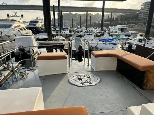 SLEEPBOAT Golden Life Yacth Oporto in Douro