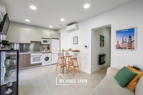 MyHouseSpain - El balcón de Embajadores