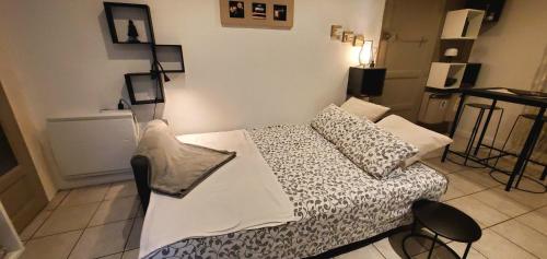 Studio en ville, calme et non-fumeur à Avignon
