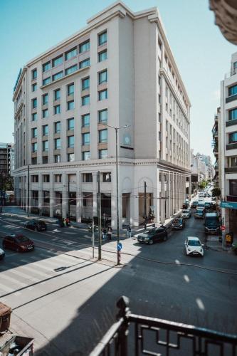 Elegant renovated Athenian Downtown Apartment