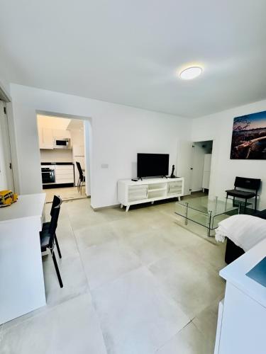 CYV - Modern choice for couples in good location