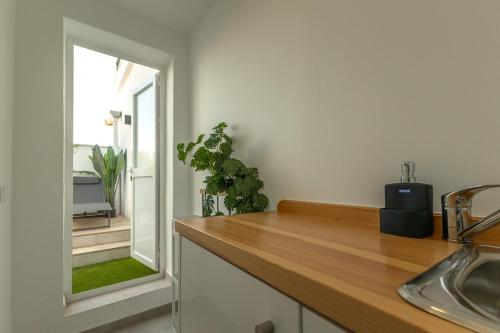 Aguilas Deluxe Suite by Valcambre