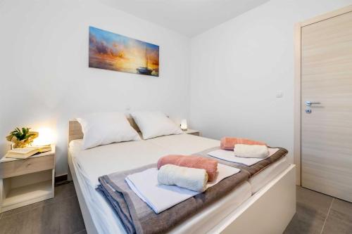 Apartment Pearl Baška