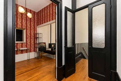 Villa in Porto with Private Garden