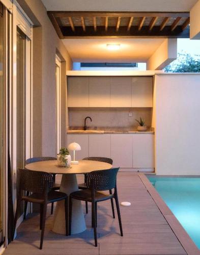 Luxury Apartment with Private heated pool - Žnjan Beach ANGALA