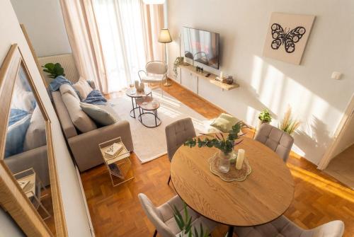 Harmony Olympou - Elegant 2BR Living
