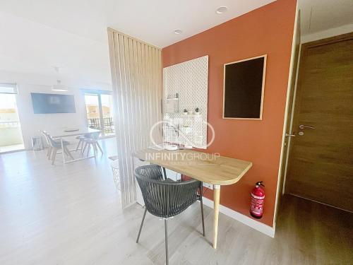 Élégance & Confort à Cannes – Superbe 3 Pièces Rénové avec Terrasse & Parking
