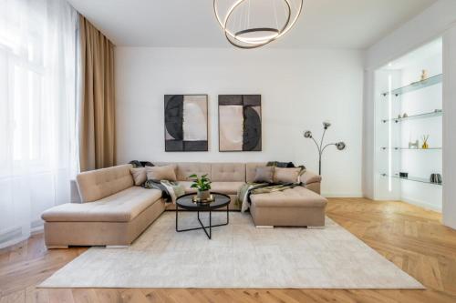 Downtown Castle Apartment