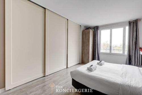 Appartement de 3 chambres avec Balcon à proximité de l'Arc de triomphe