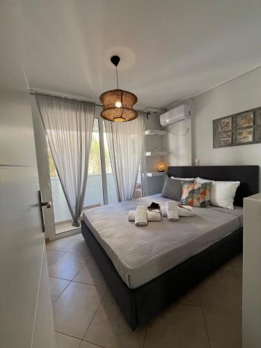 Light and Comfort Stay in Athens