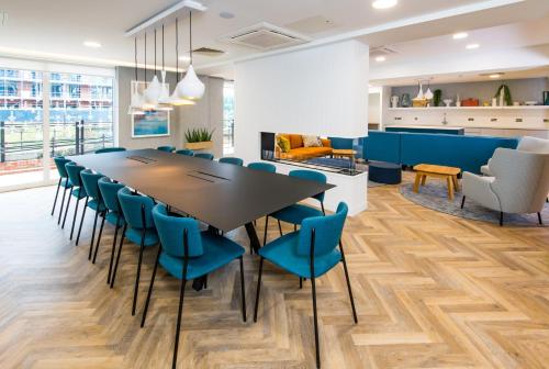 Staybridge Suites - Cardiff by IHG photo 55