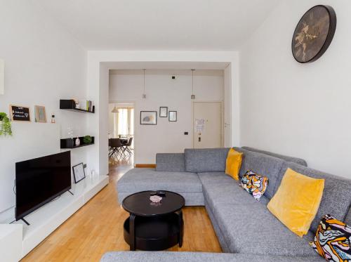 Large and Modern Apartment with AC - Solari