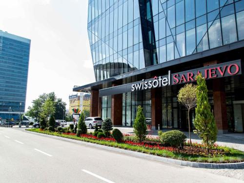 Swissotel Sarajevo — Property building