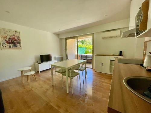 Appartement 2 pièces avec un jardin privatif