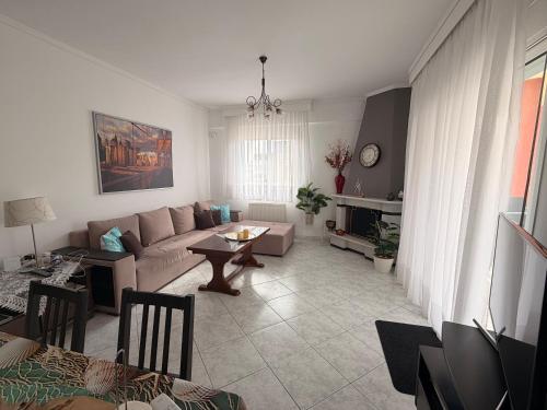 Beachside Family Apartment 2 Bedrooms Sleeps 6 - Perea