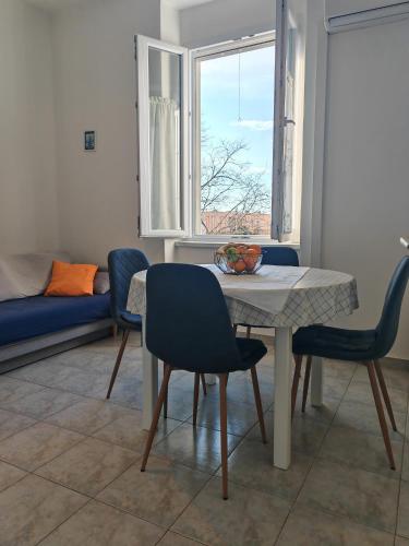 Apartment near Center