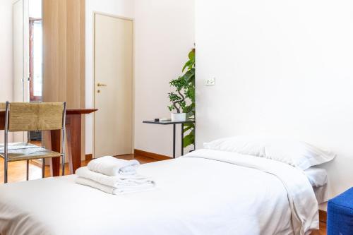 Solferino 29 - Duomo 20 min walks - Private Garden in the centre of Milan