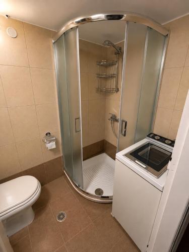 Central Corfu Town Apartment - Free Private Parking