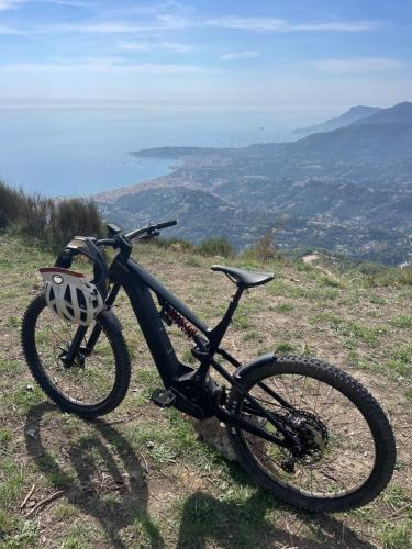 Villa La Shangri La - 8 people - Sea and Mountain view - Menton