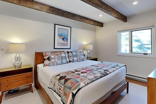Timberline Condominiums Two Bedroom Deluxe Unit D1D photo 2
