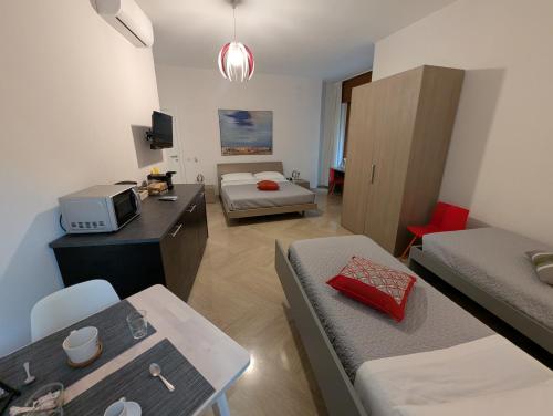 Napoli City Inn