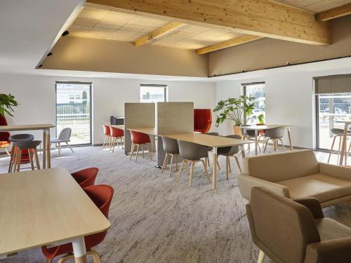 Mercure Avignon TGV Hotel & Spa photo 104