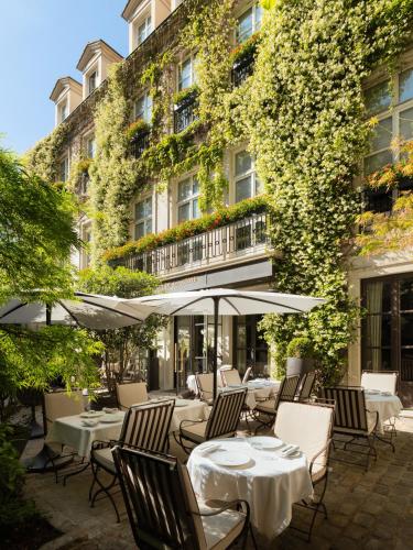 Le Pavillon de la Reine & Spa, Place des Vosges photo 47