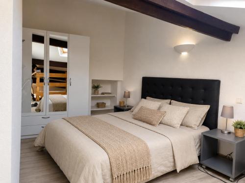Le Cocon d'Avignon - T2 Duplex 40m2 - Centre historique Intra muros- WIFI CLIMATISATION