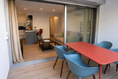 T2 terrasse jardin proche plage Port Santa Lucia
