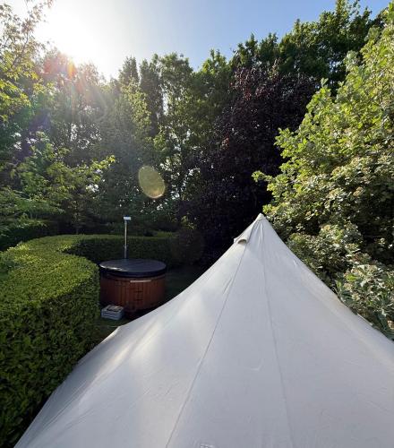Gallery image of Boutique Hotel room in the wild in Kersall
