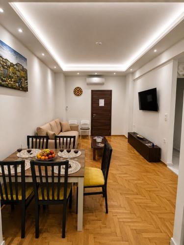 John Apartments Athens Center II