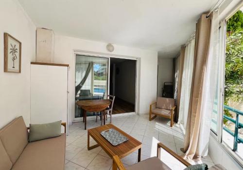 Superbe appartement accès direct plage, Sète Corniche