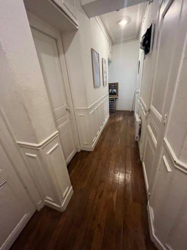 Magnifique appartement en face du métro Lamarck - Montmartre