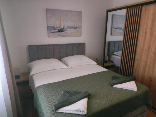 Spacious Family Apartment with Terrace & Parking