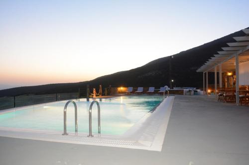 Gallery image of Celini Suites Hotel in Marmarion