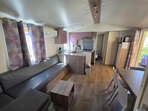 MOBIL HOME récent 35 m2, 3 chambres, climatisation