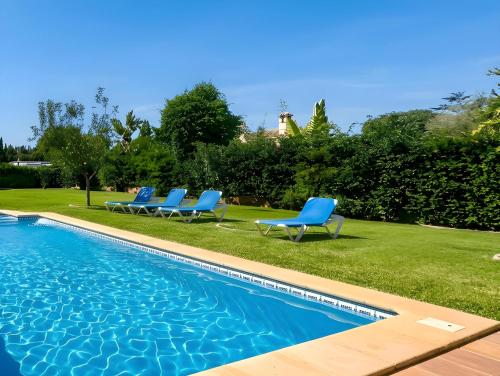 Casa con Piscina Privada Urbanizacion Roche Viejo