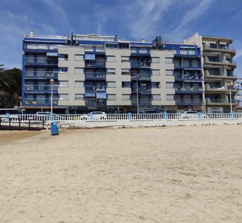 Torrevieja Playa los Locos primera línea del mar