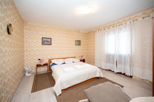 Apartments with parking space Biograd na Moru, Biograd - 25827