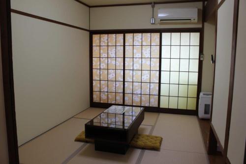 Guesthouse NanairoDougoなないろゲストハウス