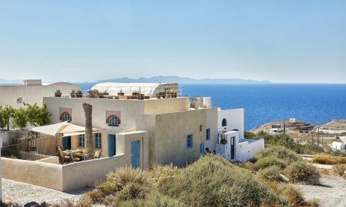 318 Oia Villa