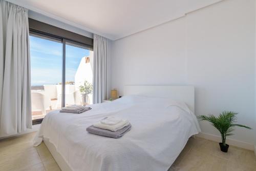 Luxe Golf & Family House Escape - Happy Rentals