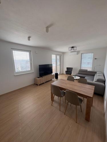Moderny apartman v Ruzinove