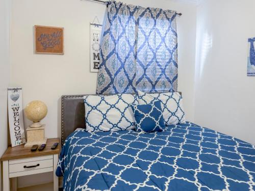 Beachside Bliss - Breakfast, Walk to Schooners, Sleeps 15, Fenced Privacy photo 88