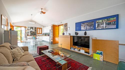 Villa Perfect house beachfront by Villas Guide