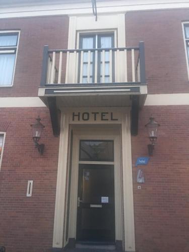 Φωτογραφία από το άλμπουμ του Hotel het Gemeentehuis Uithuizen σε Uithuizen