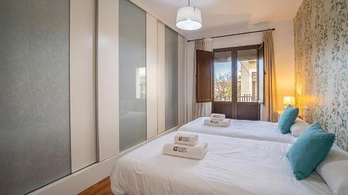 GuestReady - Granada Salvador with Balcony