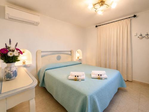 B&W Sea View Two Bedroom Apartment with Pool Near the Beach